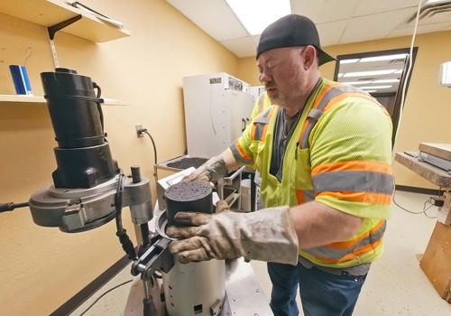 Engineering Technician picture